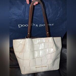 Dooney & Bourke